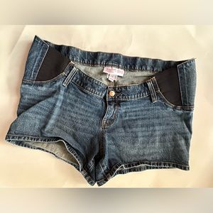 Ingrid & Isabel Maternity Jean Shorts